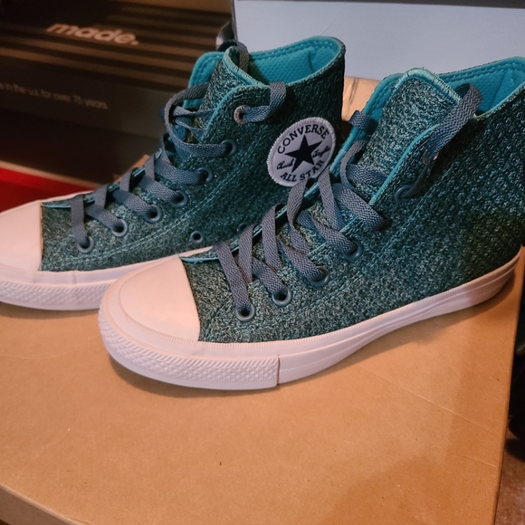 High Top Converse - Picture 3 of 5